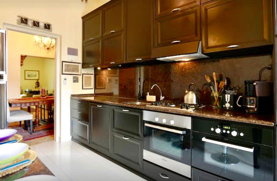 Modern Kitchen with all amenities