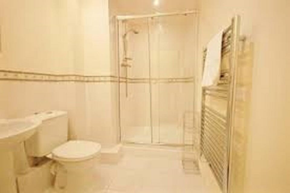 Family bathroom with Large Shower