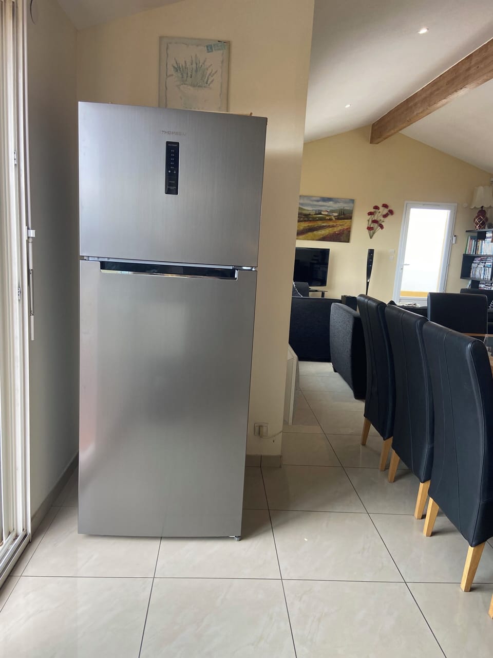 Large family size fridge freezer 