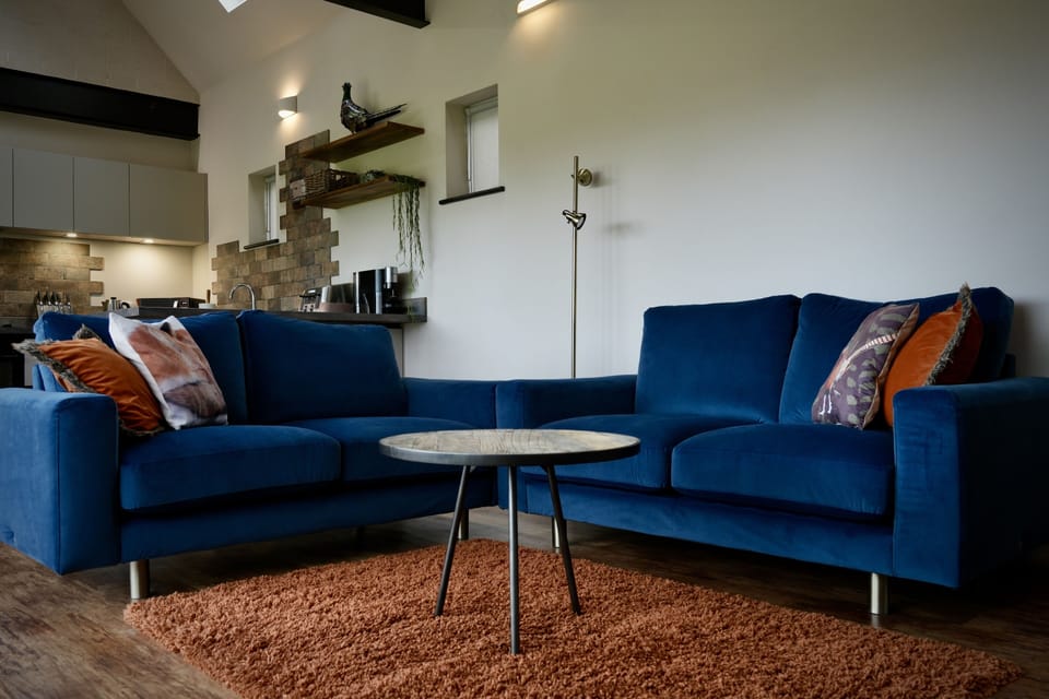 Living area facing towards the kitchen.
