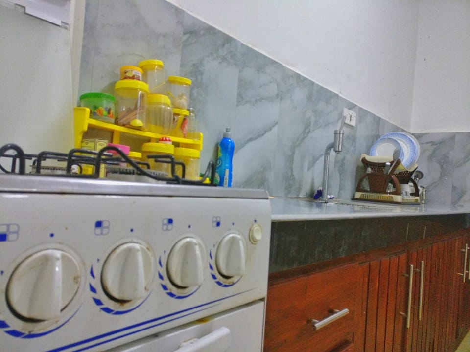 Fridge, microwave, coffee/tea maker, electric kettle