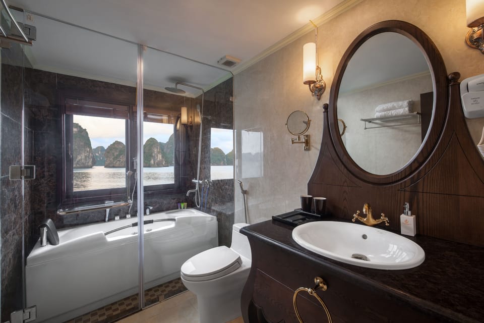 Premium Terrace Suite - 2 Days 1 Night | Bathroom | Free toiletries, hair dryer, bathrobes, slippers