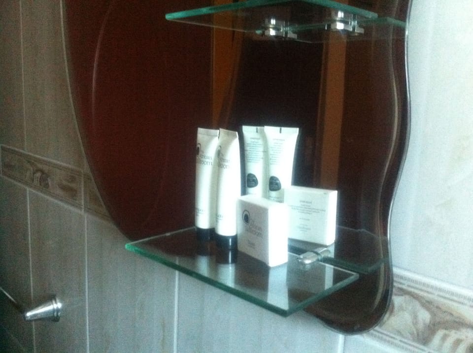 Free toiletries, towels