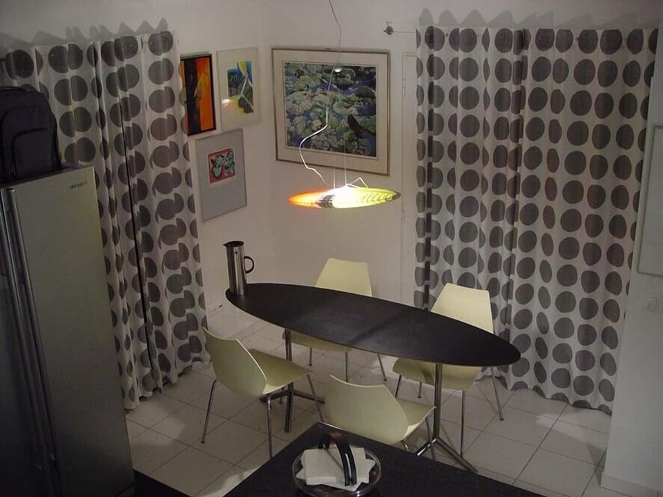 The breakfast table in the kitchen