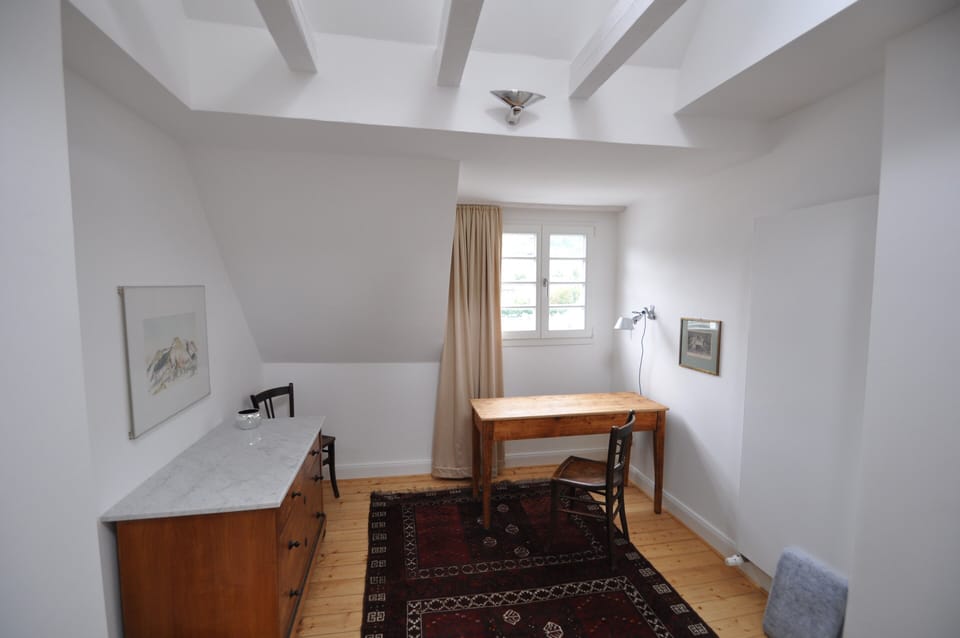 Top floor – large room – table