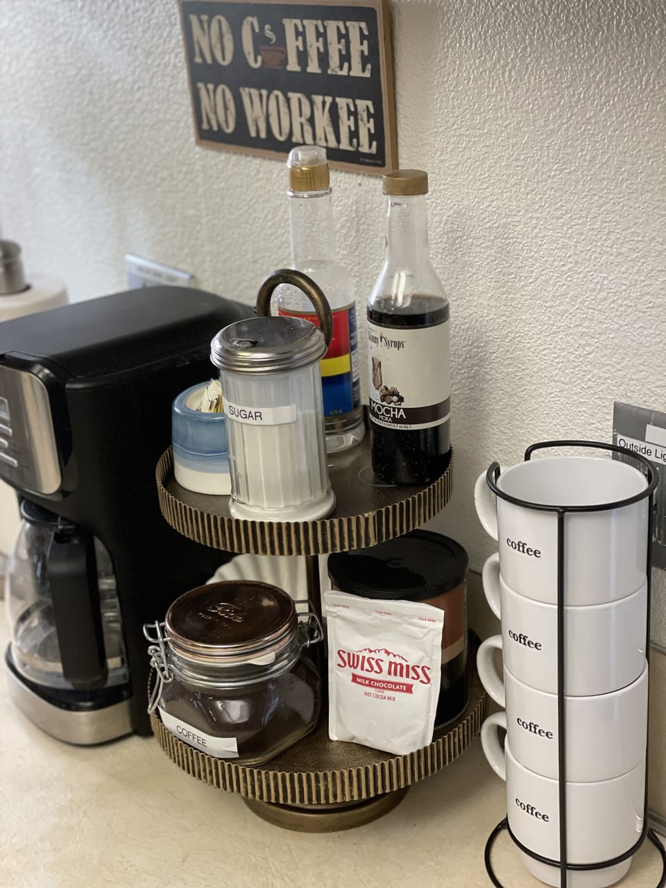 Complimentary Coffee/Cocoa bar