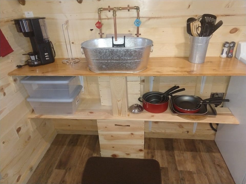 Kitchen sink 