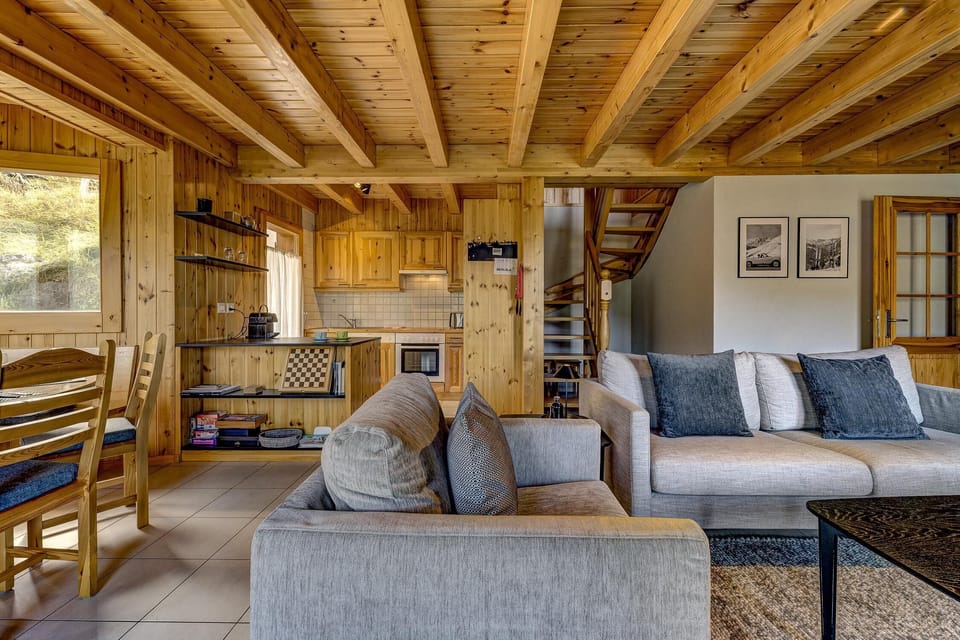 Living-dining room