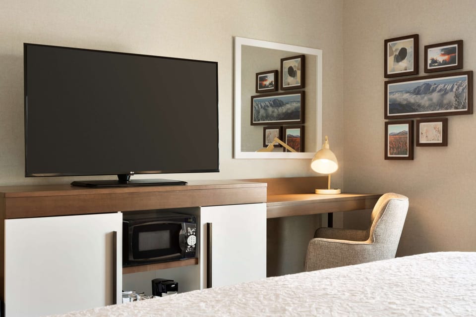 In-room safe, desk, free WiFi, bed sheets