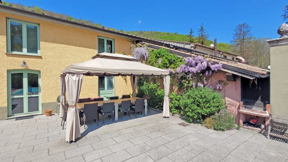 An Old Bishop's House, Now a Charming Holiday Villa for 10/14 Guests in a Mosquito Free Area between Florence and Lucca Villa in Tuscany