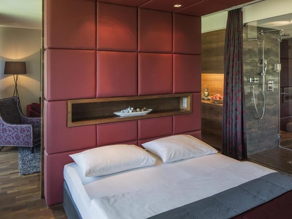 Minibar, in-room safe, desk, blackout drapes