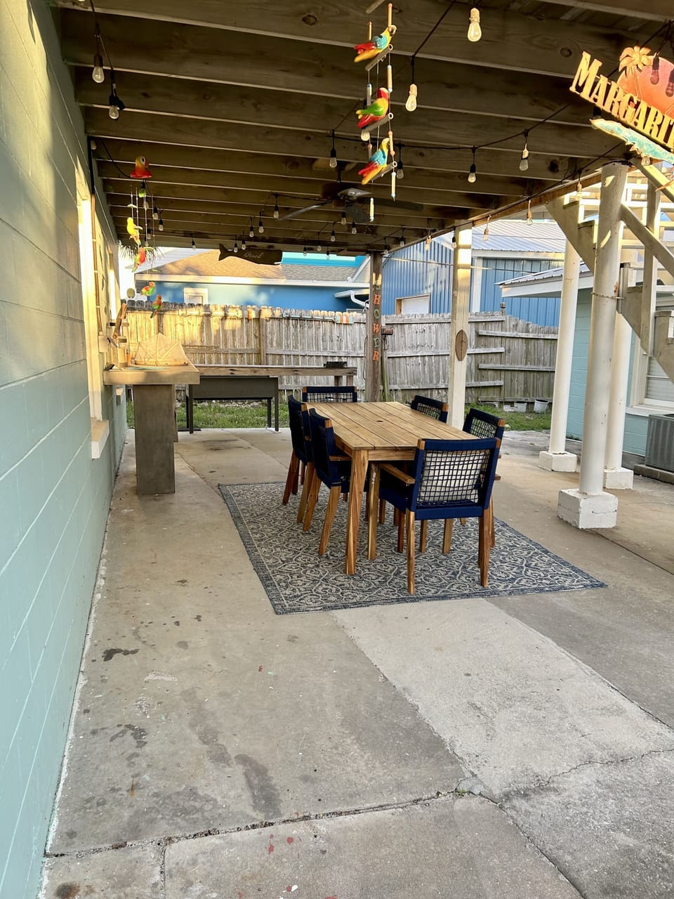 Out side dining area