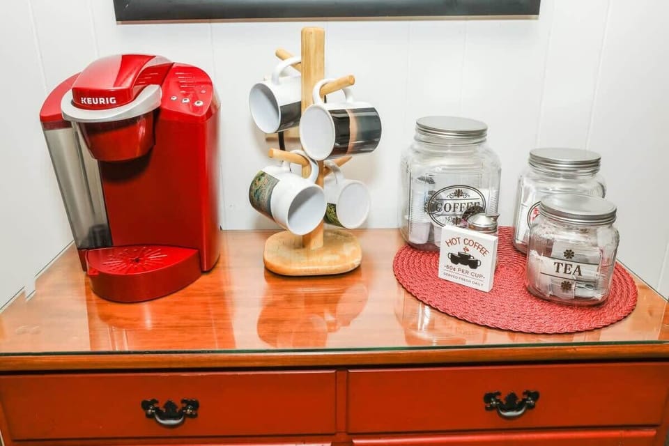 Keurig Brew Station with coffee, tea and cocoa