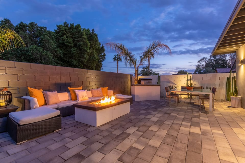 For safety & city guidelines fire pit use September-April