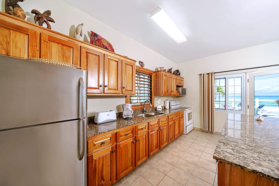 Ocean House - Kitchen