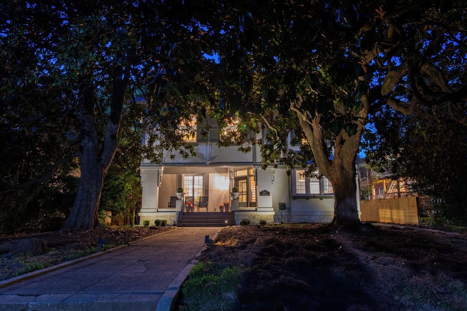 Historic Highlands mansion ~ Twilight Exterior