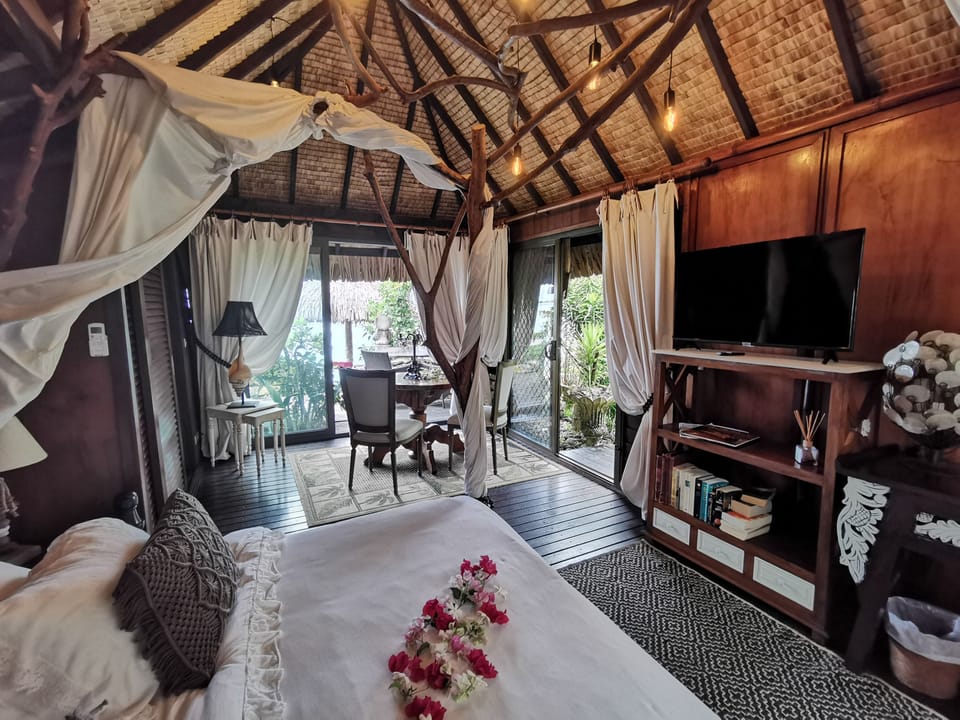 Prestige Suite, Overwater | Egyptian cotton sheets, premium bedding, Select Comfort beds, minibar