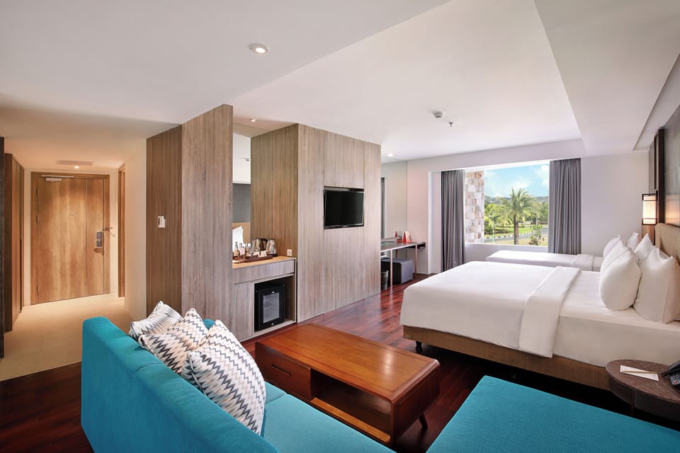 Minibar, in-room safe, desk, blackout drapes