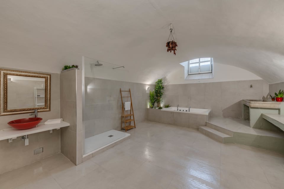 Quadruple Room | Bathroom | Hair dryer, bidet, towels, soap