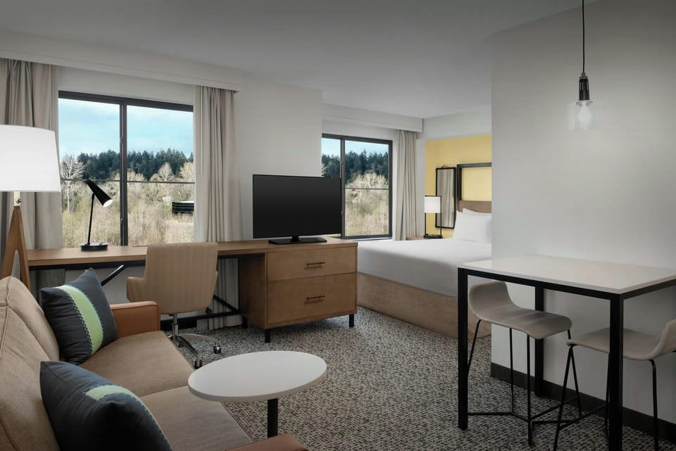Studio, 1 King Bed with Sofa bed (View) | View from room