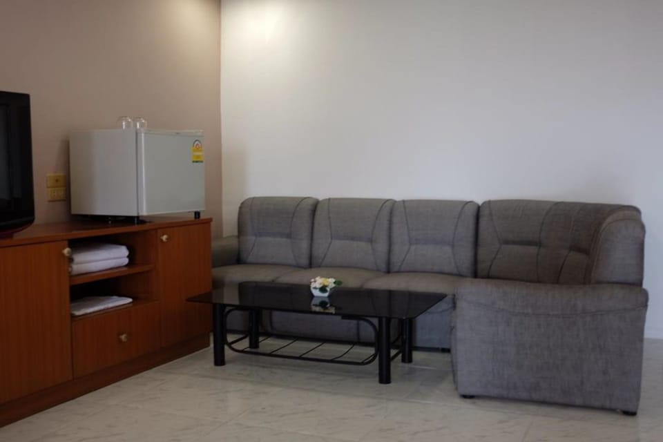 Superior Room | Living area | 32-inch LCD TV with digital channels, TV