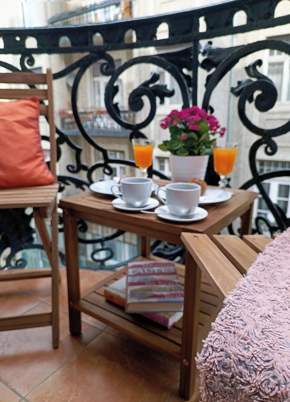Breakfast on the balcony.