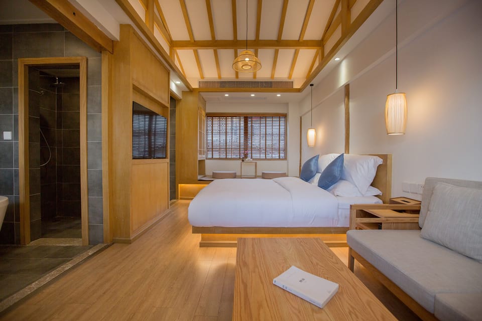 Deluxe King Room | View from room