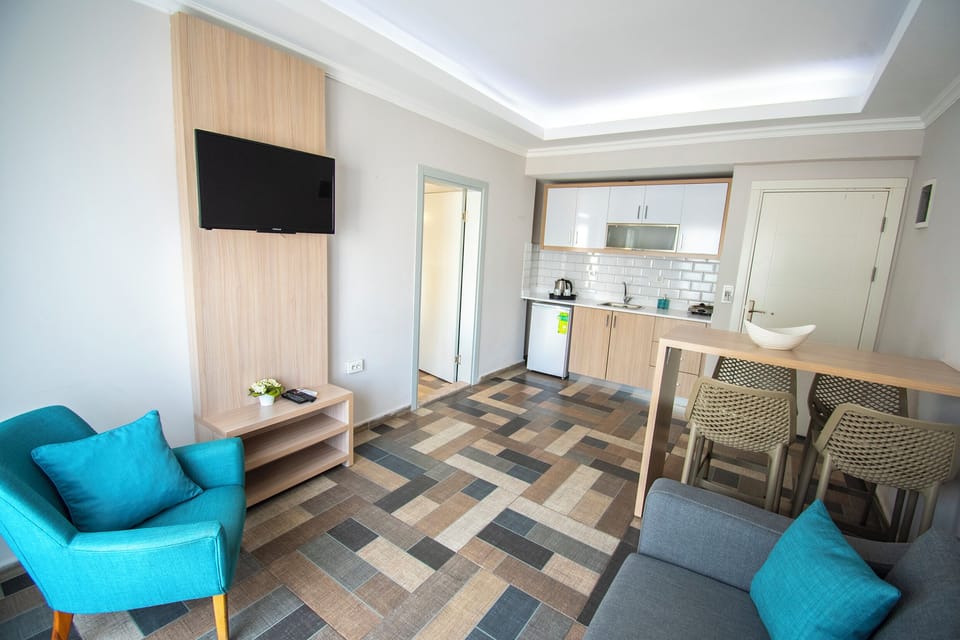 1+1, City View | Living area | LCD TV