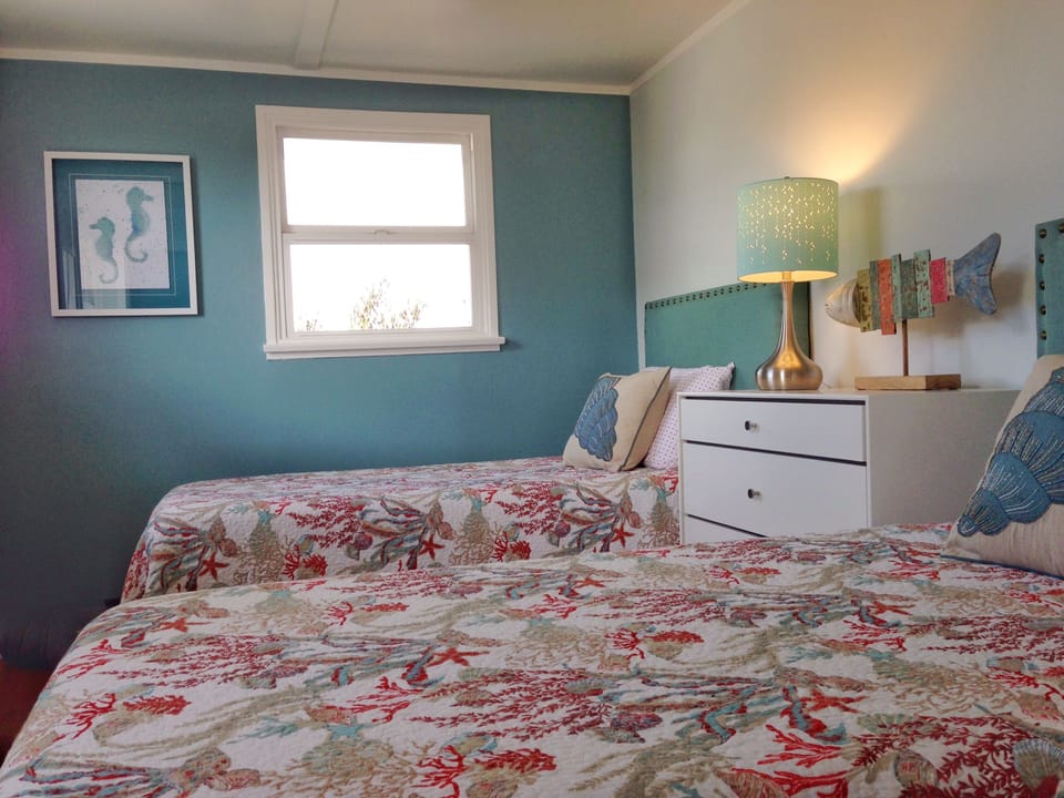 Bedroom 2 - with twin beds and Tempur-Comfort mattresses