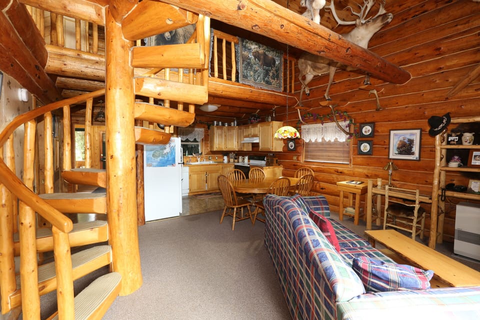 Den, Dining and Kitchen