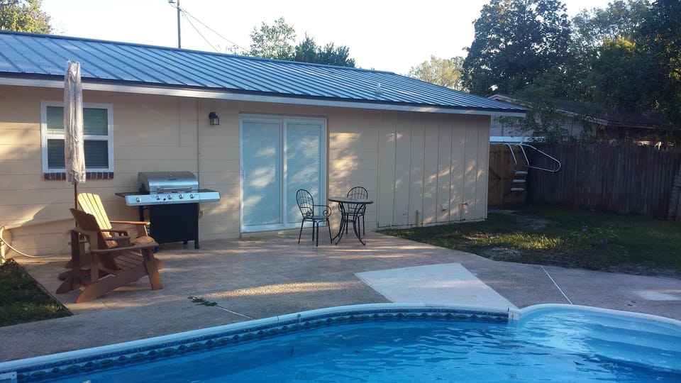 Backyard Patio 