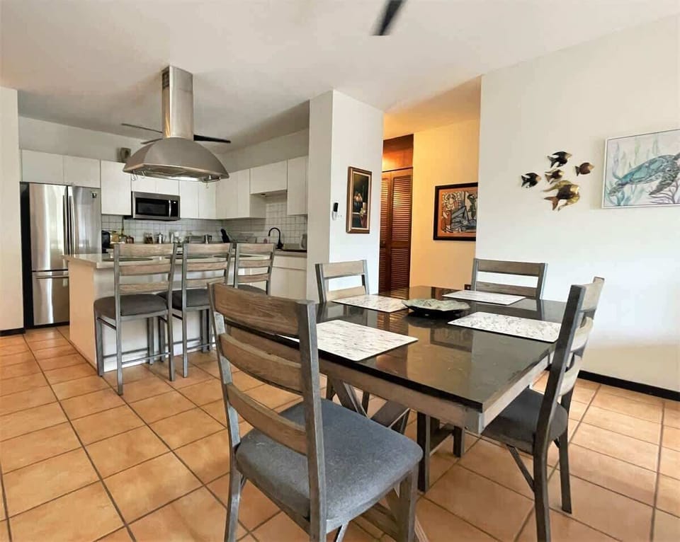 Dinning / kitchen