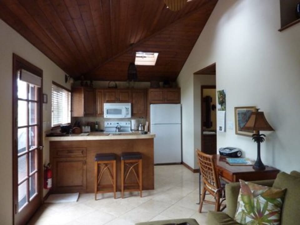 Full service kitchen fully stocked