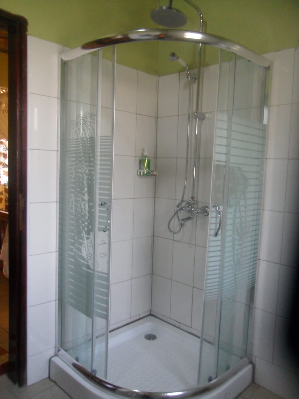 Family Cottage, 2 Bedrooms | Bathroom shower