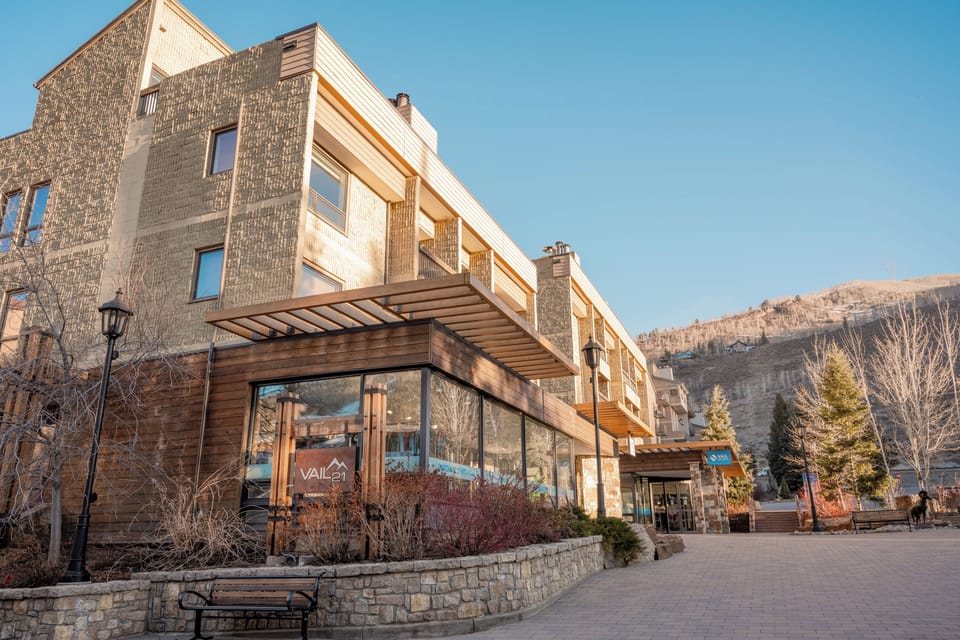 Vail 21 With Shops