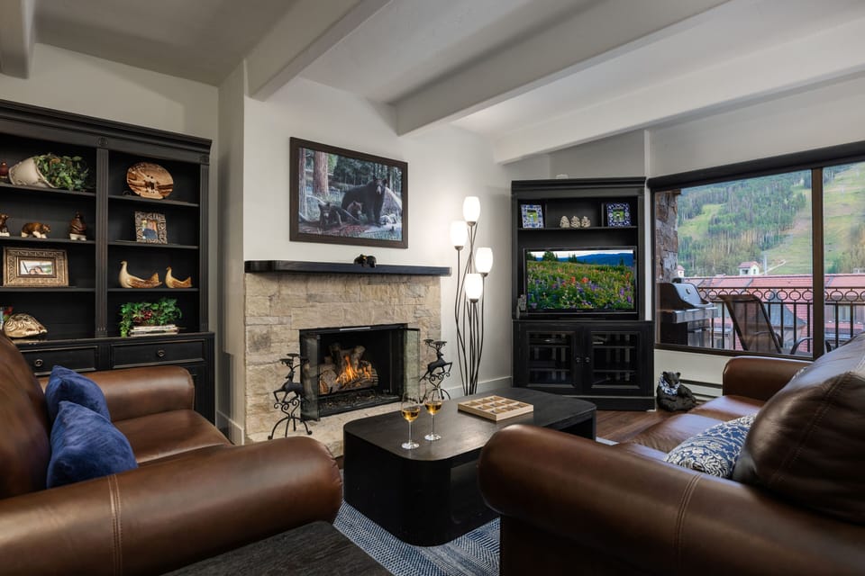 Living Room with Gas Fireplace