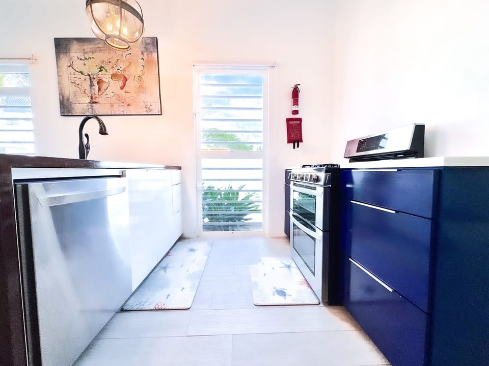 Kas di Almendra features soft close drawers for easy quiet access to tableware, pots, pans and more - making cooking and clean up easy.