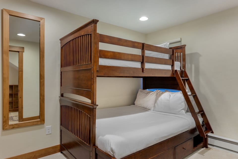 Bedroom with Bunk Bed
