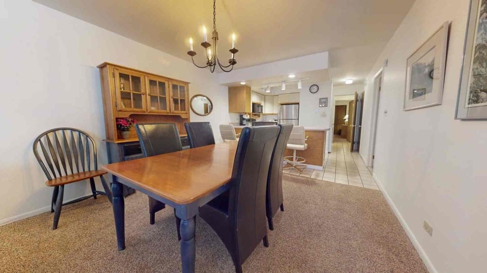 Spacious Dining Room
