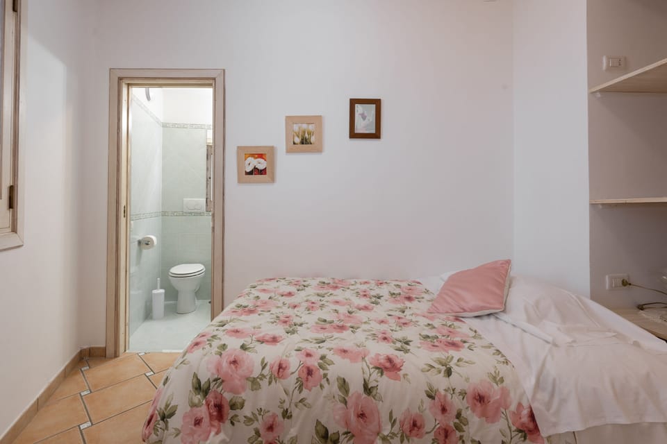 Bedroom #4 - Single bed