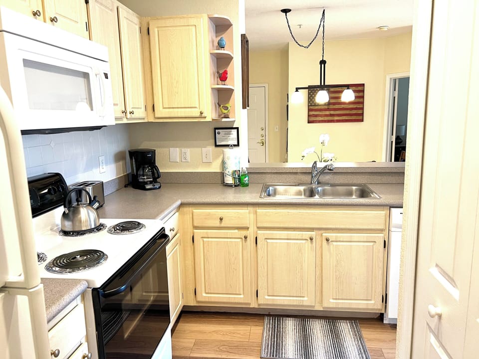 Microwave, Stove, Coffee Maker, Toaster, Blender, Pots, Pans, Glasses ..........