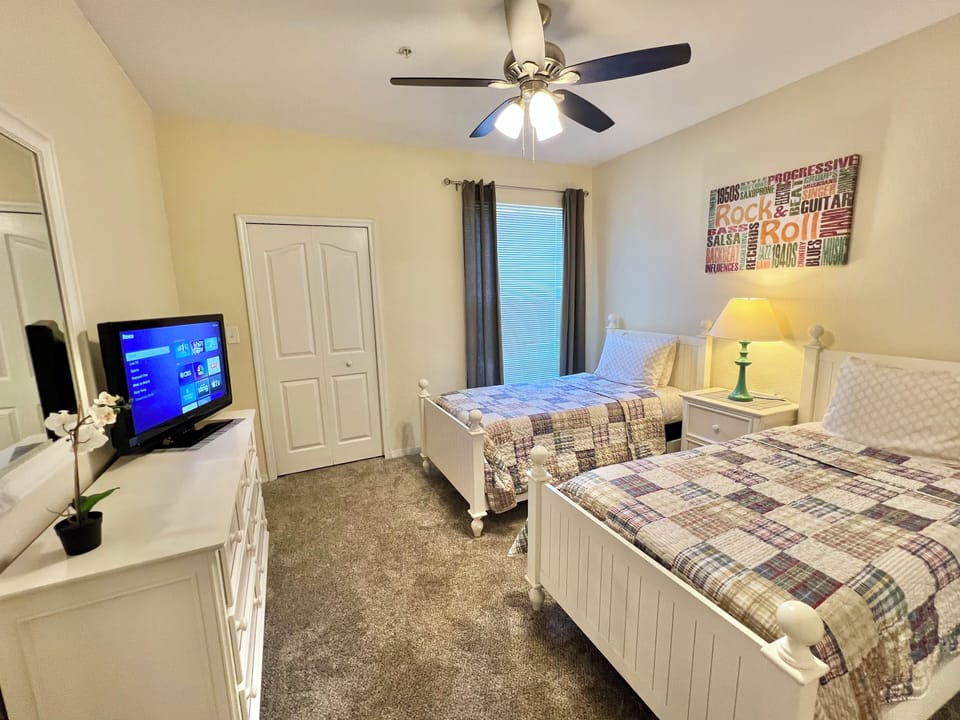 Ceiling Fan and Large Walkin Closet