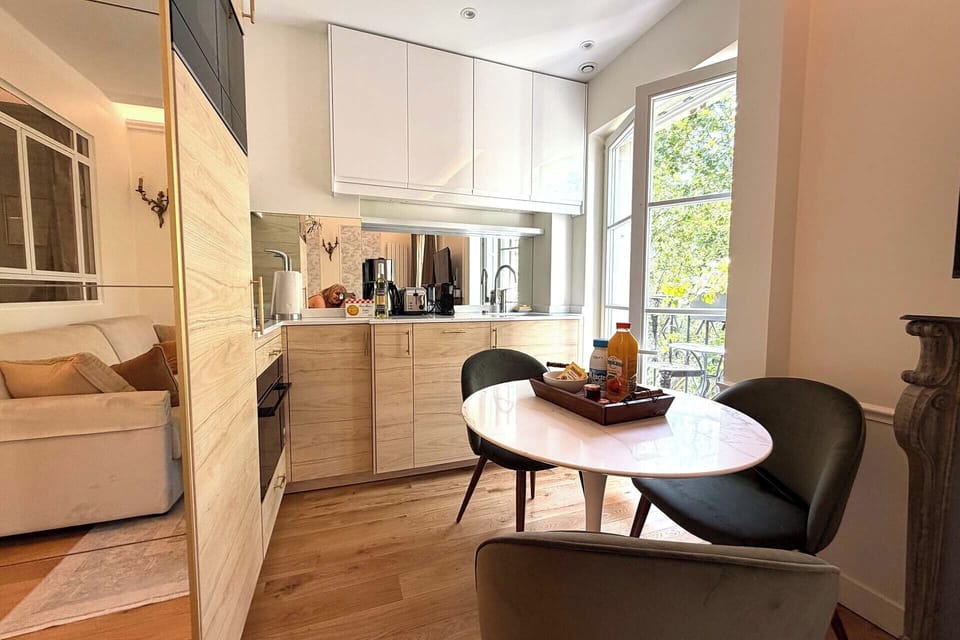 Take a peek at the Eiffel Tower while you cook.
