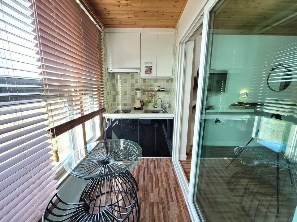 Double Room | Free WiFi
