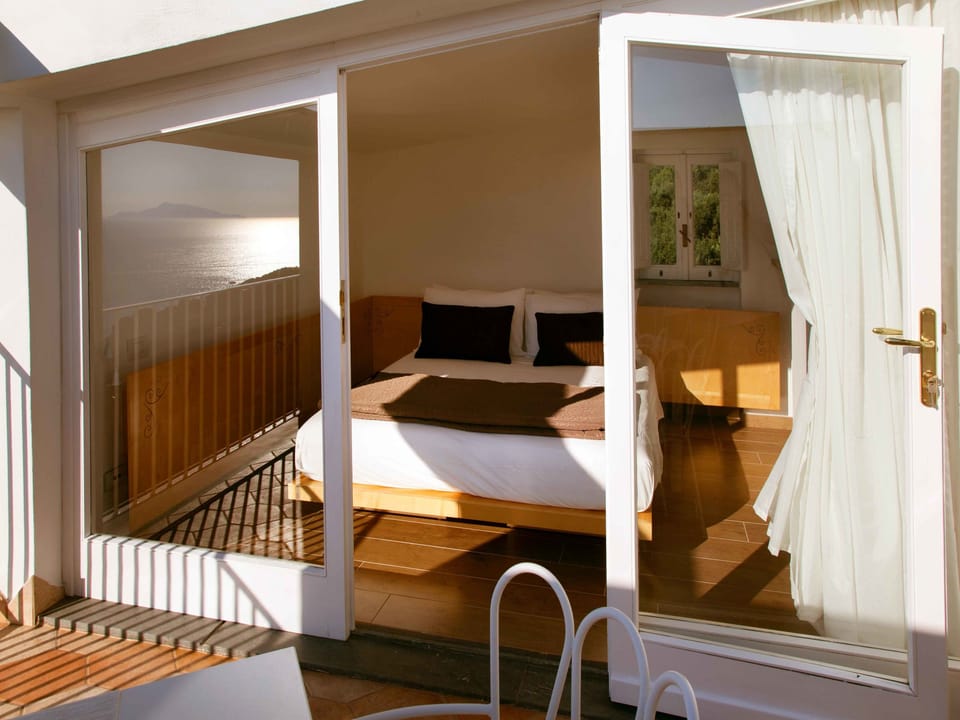 Panoramic Double Room, 2 Bedrooms, Non Smoking, Sea View | Desk, soundproofing, cribs/infant beds, travel crib