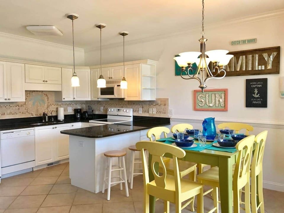 Kitchen, Dining