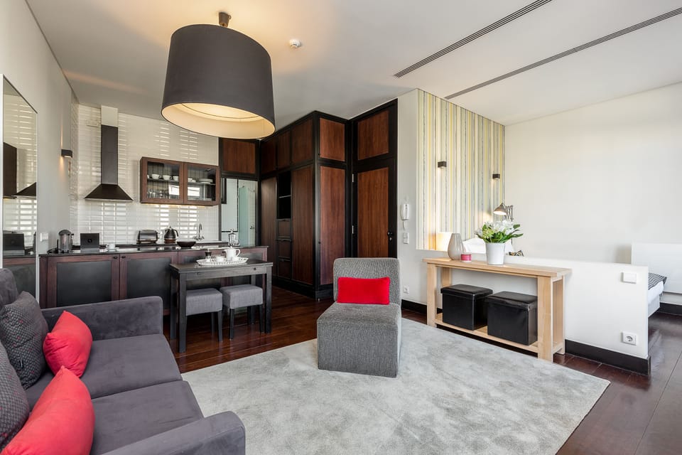 Standard Studio (Torre 2) | Living area | Flat-screen TV