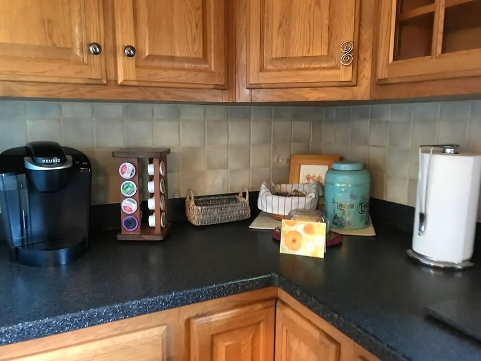 K-cups, teas, creamers provided
