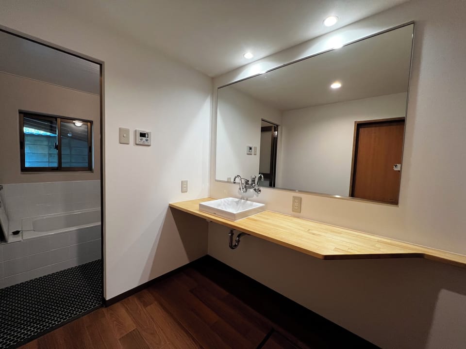 Classic House | Bathroom
