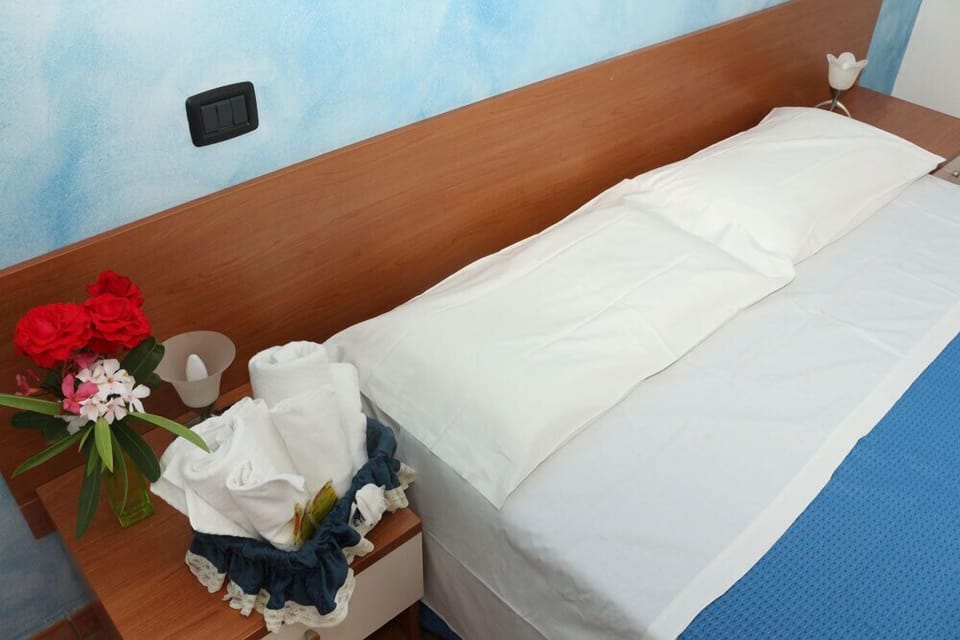 Apartment, 1 Bedroom | Free WiFi, bed sheets